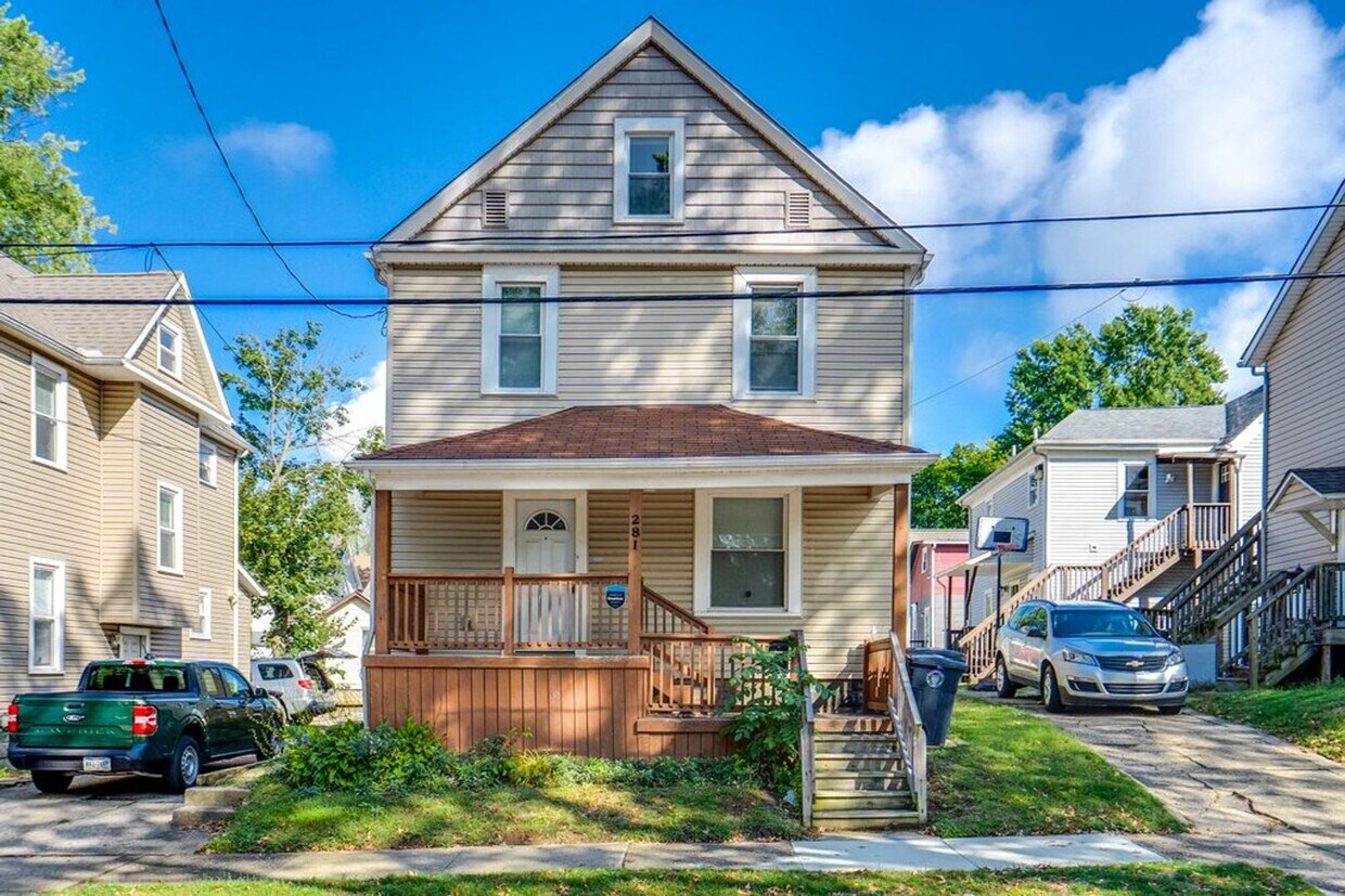 Foto principal - 281 Bellewood Ave