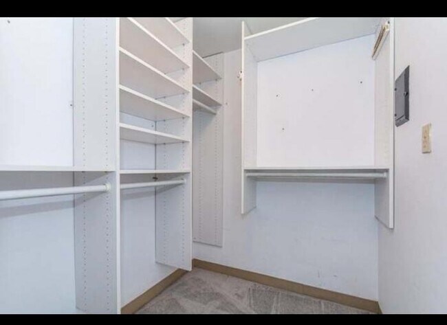 Foto del edificio - 2 bedroom in Stoneham MA 02180