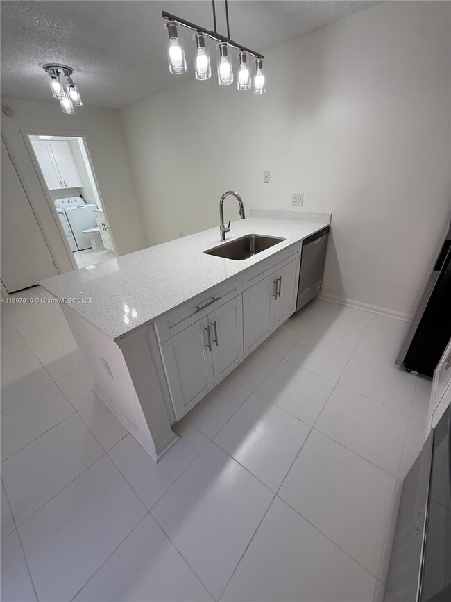 Foto del edificio - 738 Mill Valley Pl