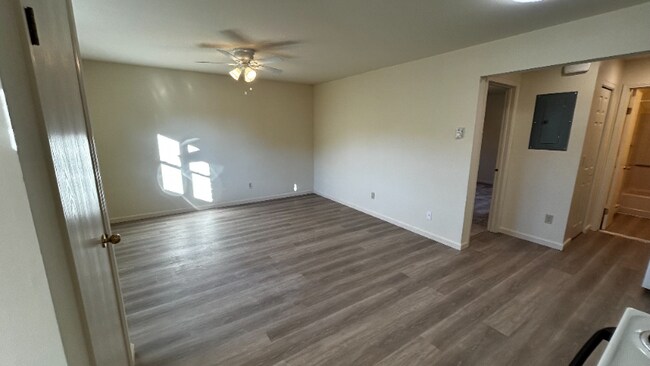 Building Photo - 3736 Carman Rd