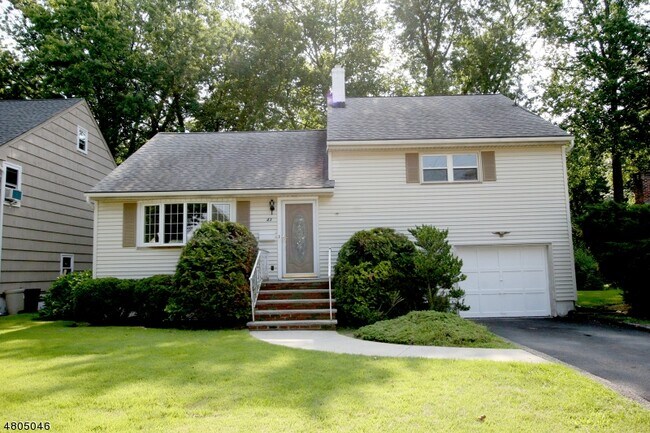 Building Photo - 43 Hearthstone Rd