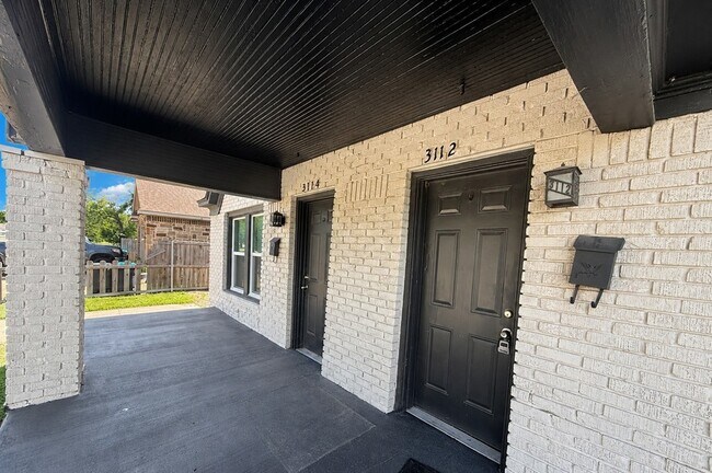 Foto del edificio - 3112 Frazier Ave
