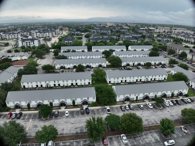 3D Exterior - Leah Avenue Student Townhomes