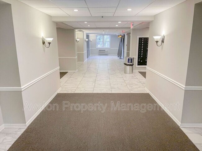 Foto del edificio - 3655 Habersham Rd NE