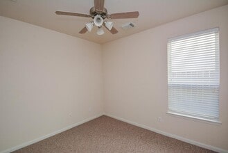 Building Photo - 26427 Cole Trace Ln