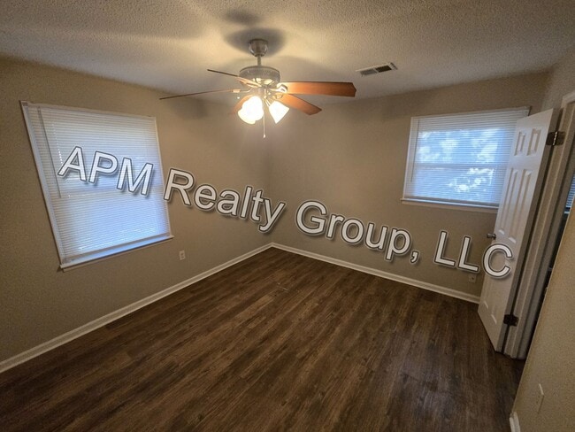 Building Photo - Four-bedroom house off North Main