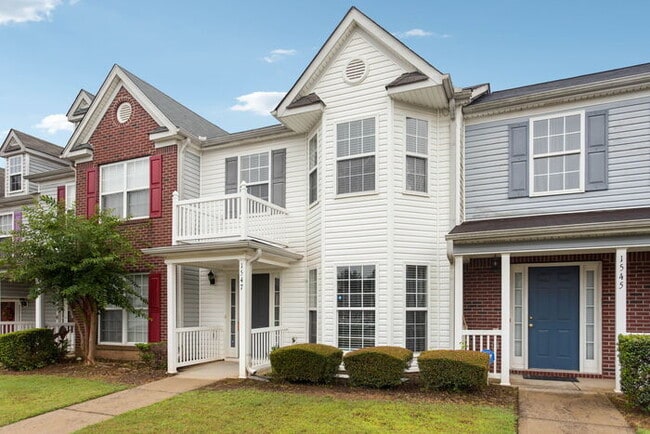 Building Photo - Exquisite Two-Story Haven: 1547 April Ln, ...