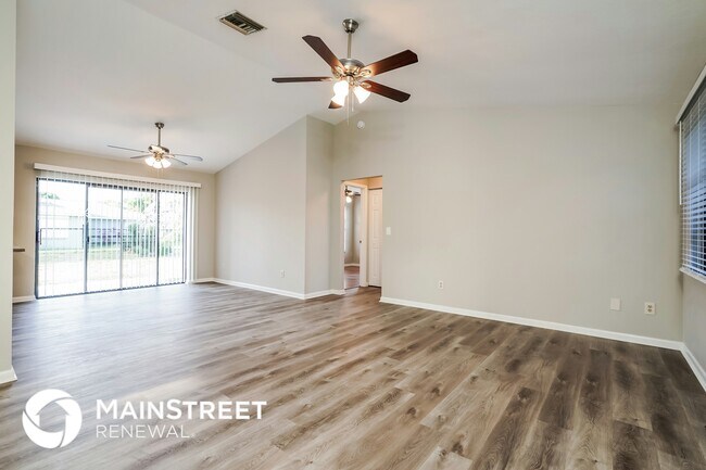 Foto del edificio - 116 Jayside Ln