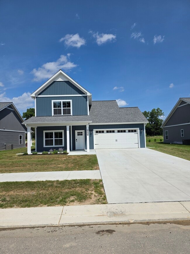 Building Photo - 8436 Oak Shade Cir
