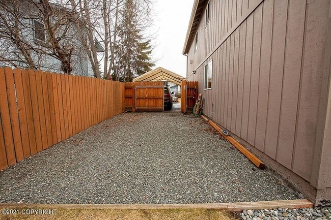 Building Photo - 6390 Norm Dr