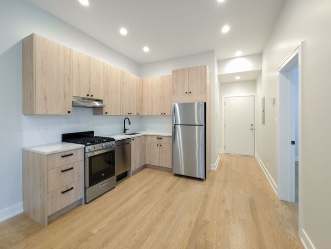 Foto del edificio - 2057 W Dickens Ave
