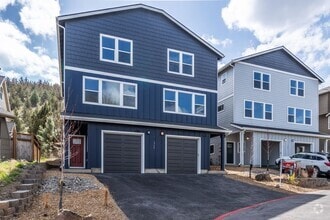 Building Photo - 1773 NE Lotus Dr