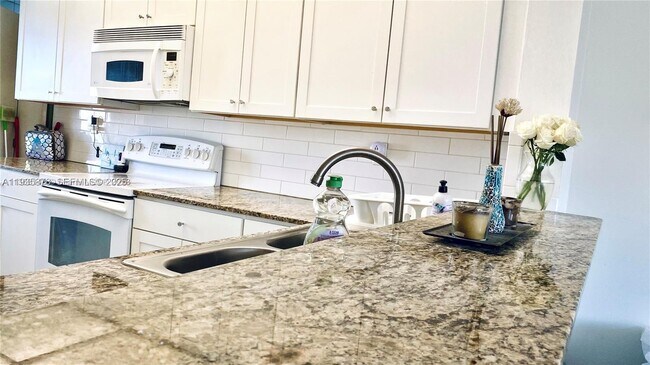 Foto del edificio - 2931 SW 87th Terrace