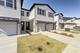 Building Photo - 532 Galt Dr