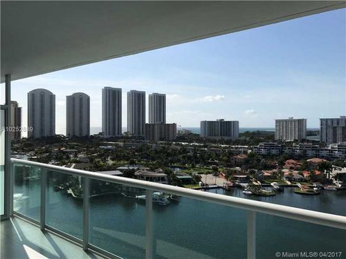 Primary Photo - 400 Sunny Isles Blvd
