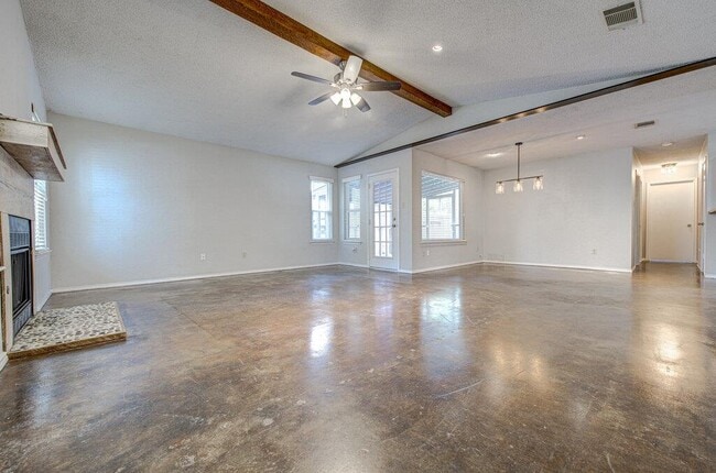 Building Photo - 12925 Covington Trail