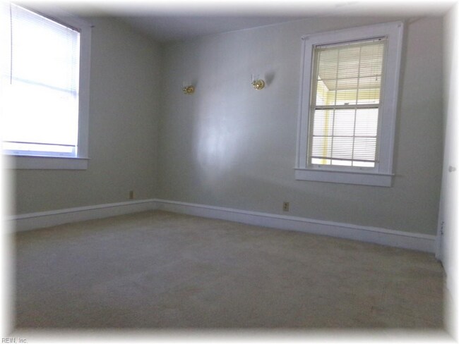 Building Photo - 106 Algonquin Rd