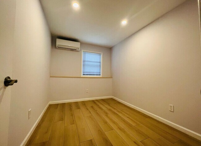 Foto del edificio - 94 1st St