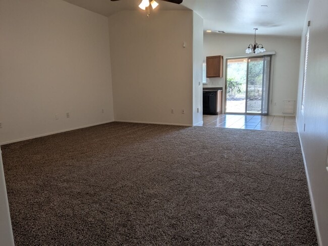 Building Photo - Madera Highlands in Sahuarita!