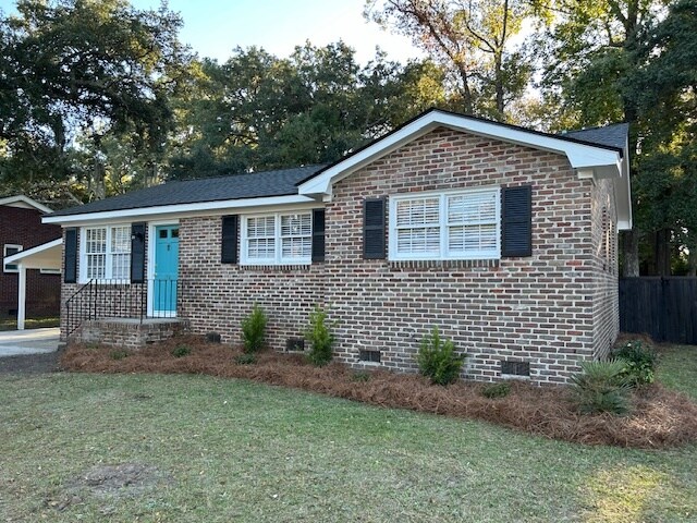 Primary Photo - 1741 Mulmar St