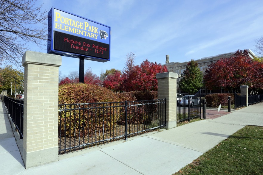 Picture of Portage Park Chicago