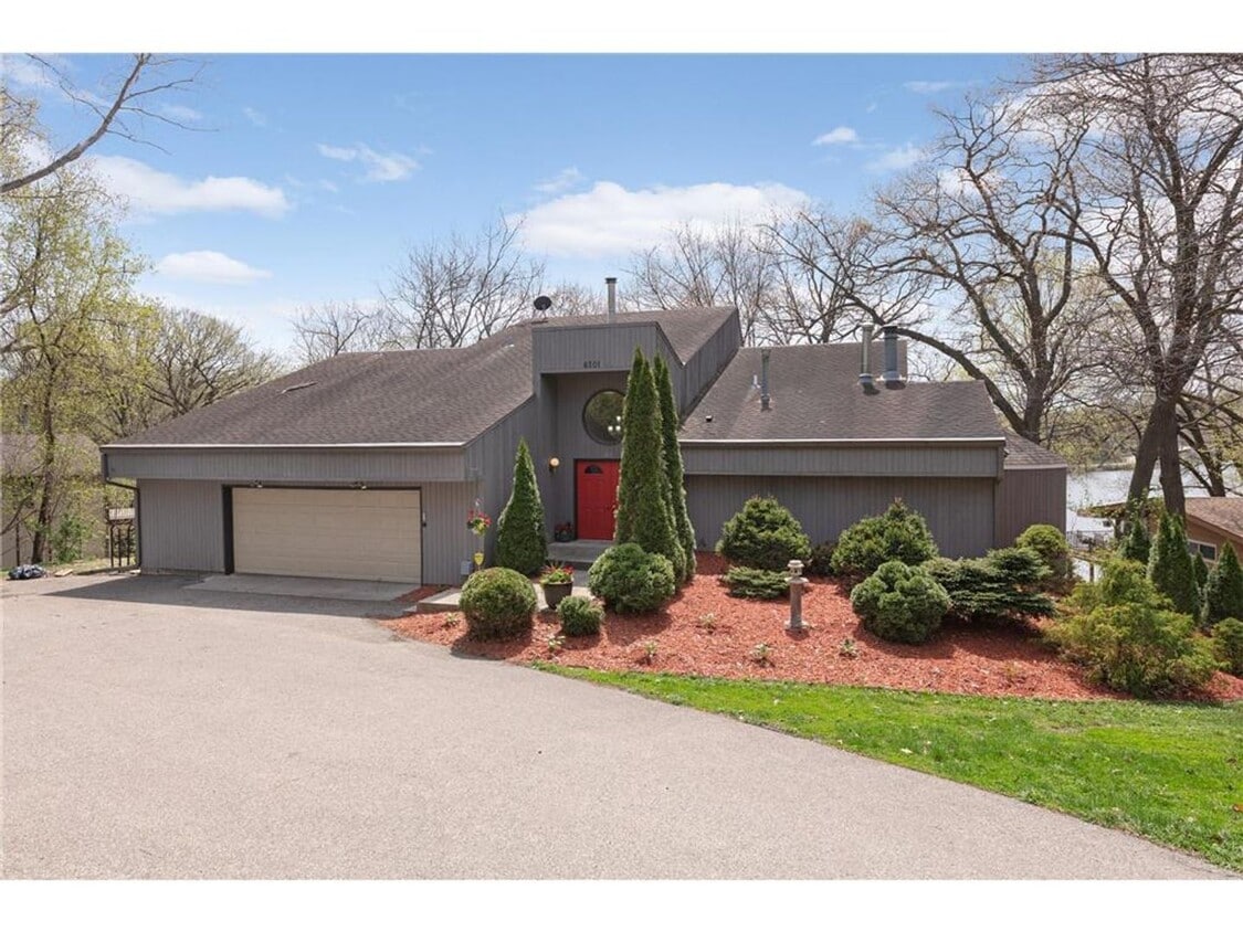 Foto principal - Lake Minnetonka Lakeshore