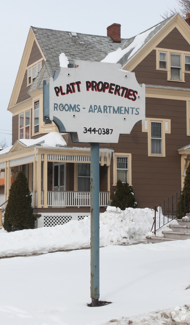 128130 W Main St Batavia, NY 14020 Rentals Batavia, NY