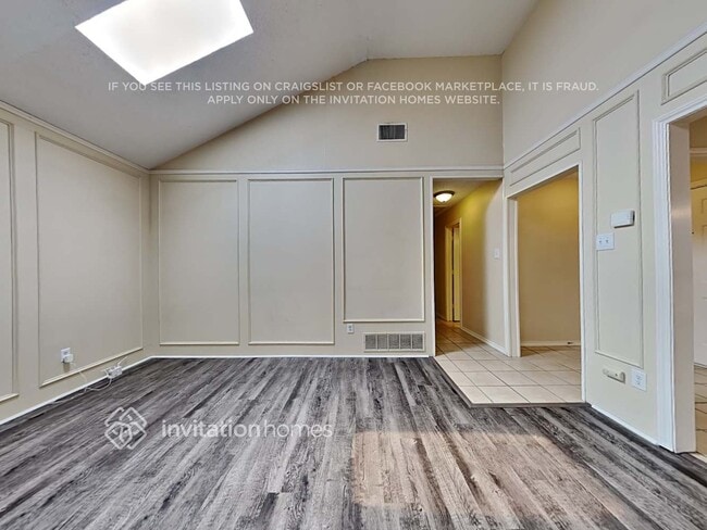 Building Photo - 2559 Sunscape Ln