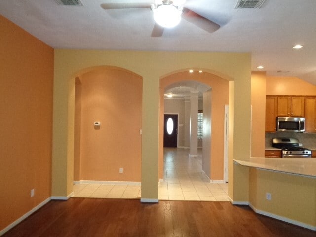 Foto del edificio - 30002 Saw Oaks Dr