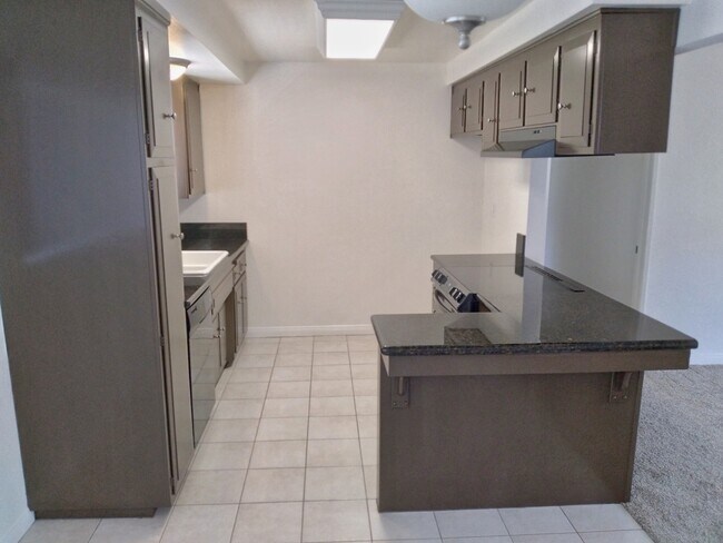 Foto del edificio - 1237 Amethyst St