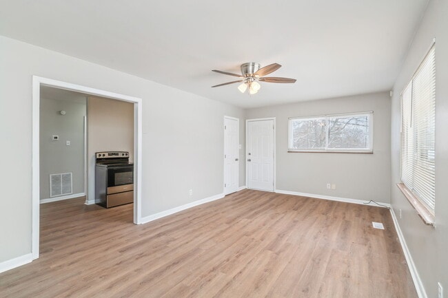 Building Photo - 411 Cherokee Heights Dr
