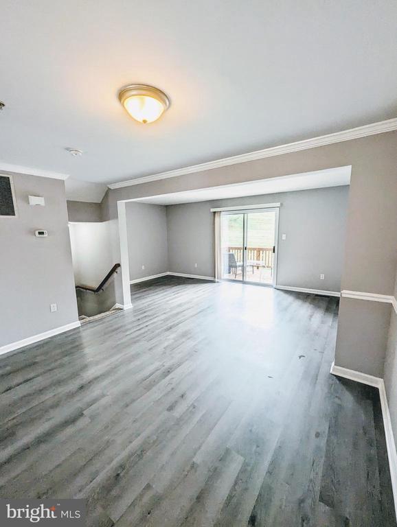 Building Photo - 121 Eagles Ridge