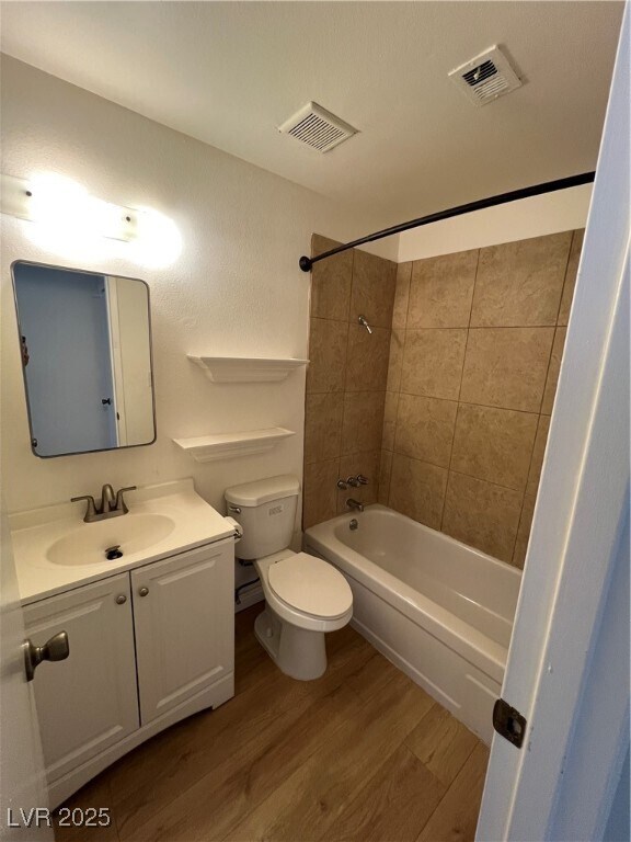 Foto del edificio - 4940 Larkspur St