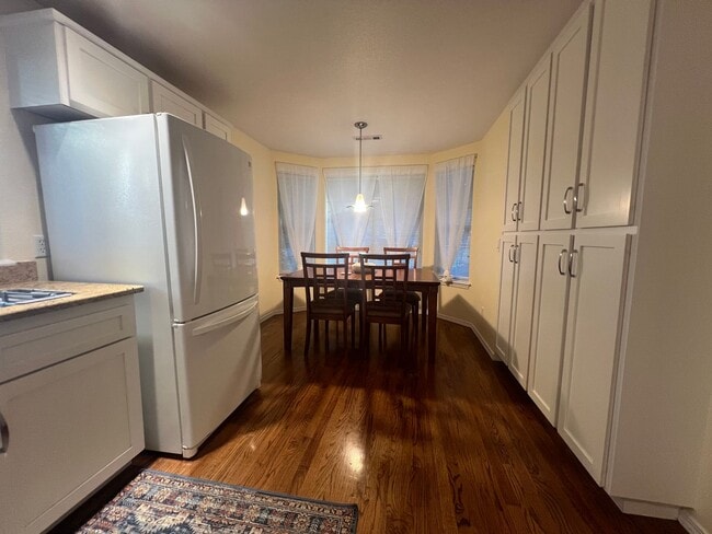 Foto del edificio - Move in ready three bed/two bath home | Av...