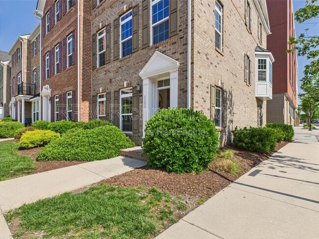 Building Photo - 2200 Liesfeld Parkway