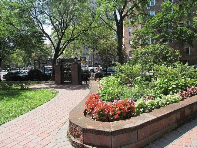 Building Photo - 10520 66th Ave