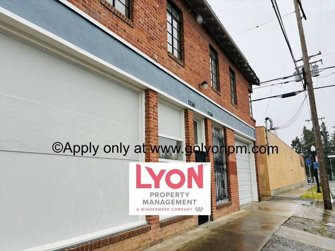 Primary Photo - Spacious 1 bedroom apartment available for...