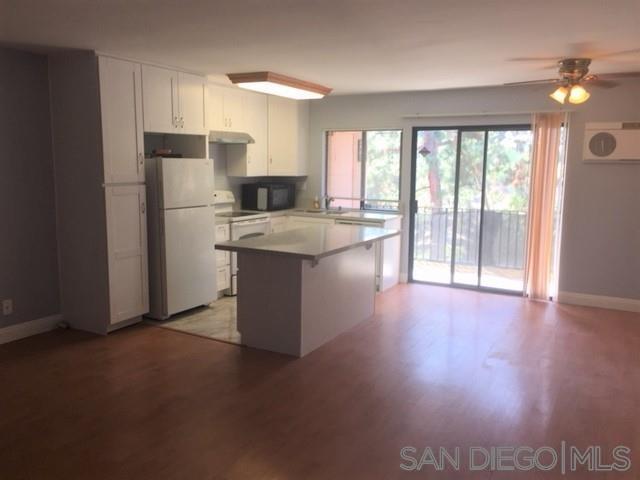 Building Photo - 7835 Cowles Mountain Ct