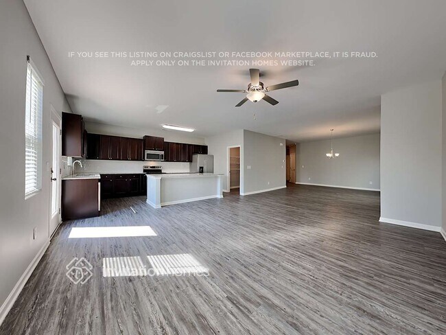 Building Photo - 4933 Fawnwood Dr