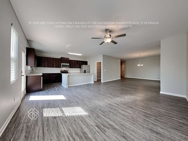 Foto del edificio - 4933 Fawnwood Dr