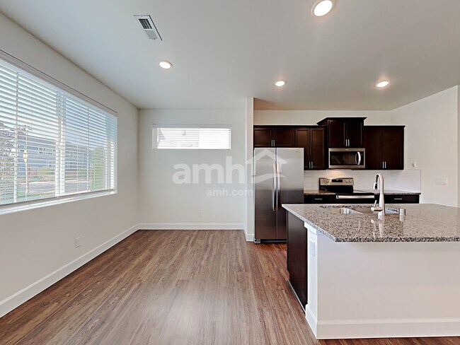 Foto del edificio - 23391 SE Dogwood St