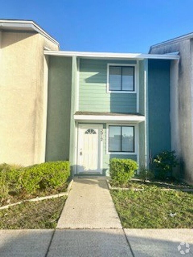 Building Photo - 3912 Venetian Cir