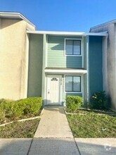 Building Photo - 3912 Venetian Cir