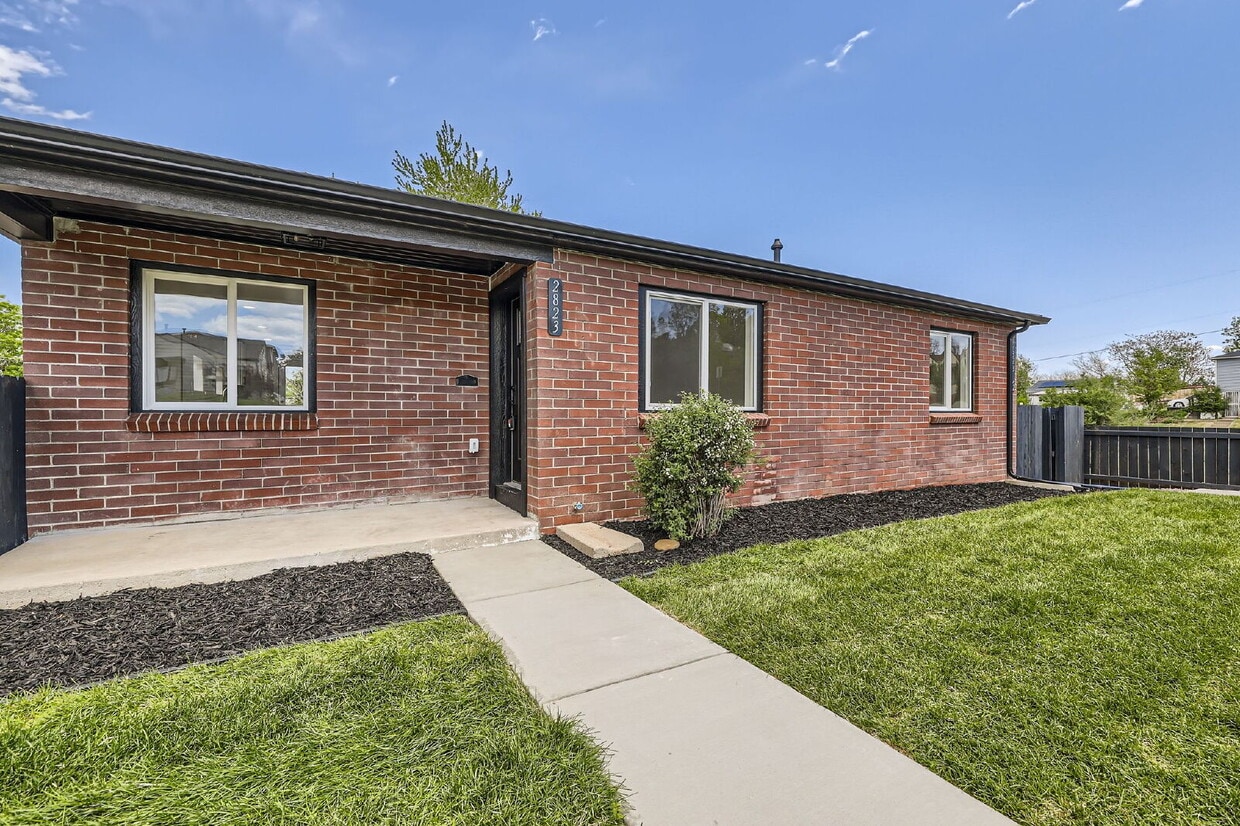 Beautifully Updated Duplex - Beautifully Updated Duplex