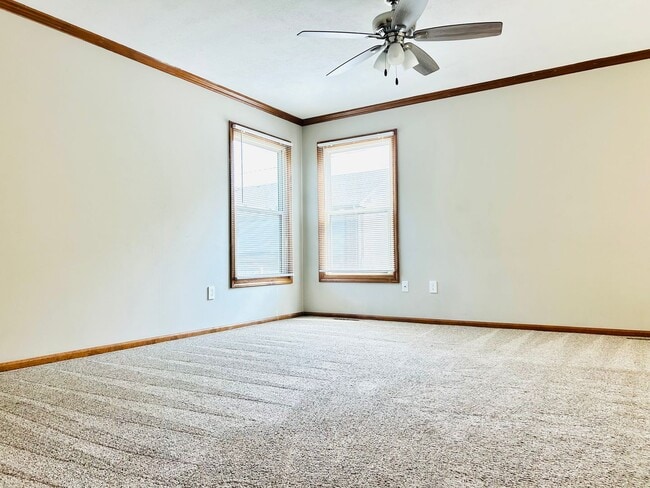 Foto del edificio - Convenient Location, Spacious Home