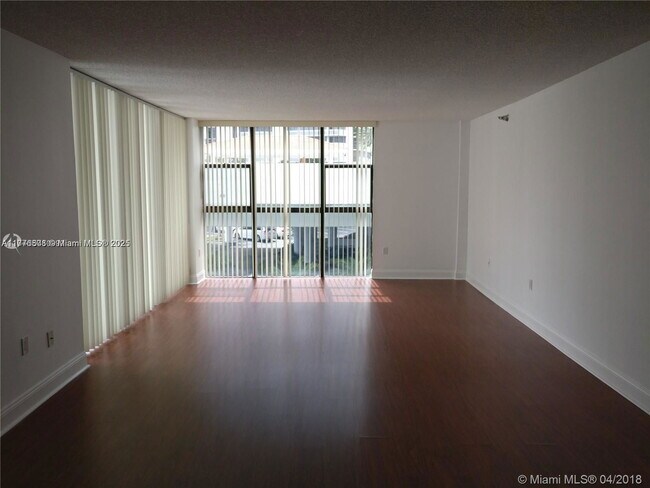 Foto del edificio - 20515 E Country Club Dr