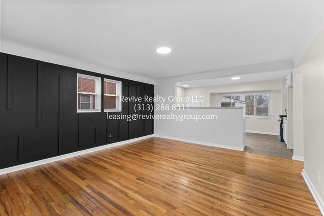 Building Photo - 1746 Beaupre Ave