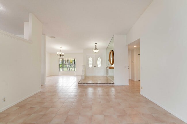 Building Photo - 11511 Island Lakes Ln