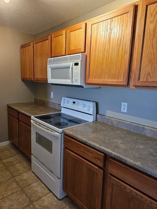 Foto del edificio - 1609 Steamboat Ln