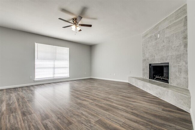 Foto del edificio - 5208 Worley Dr